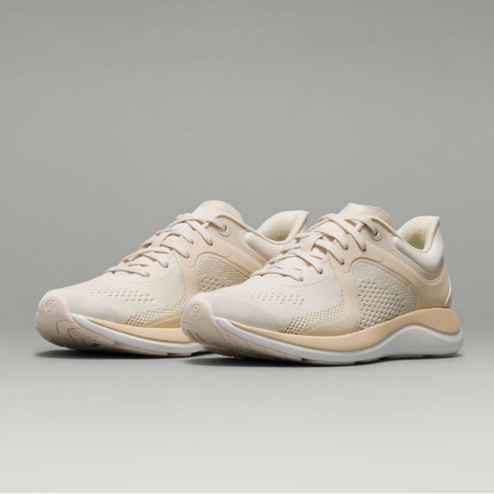 Lululemon Chargefeel Low Womens Workout Shoe